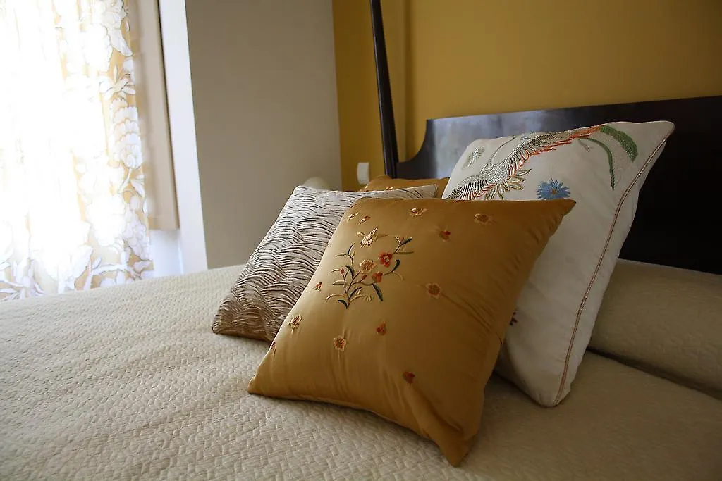 La Casa Azul B&B + Apartments Málaga İspanya