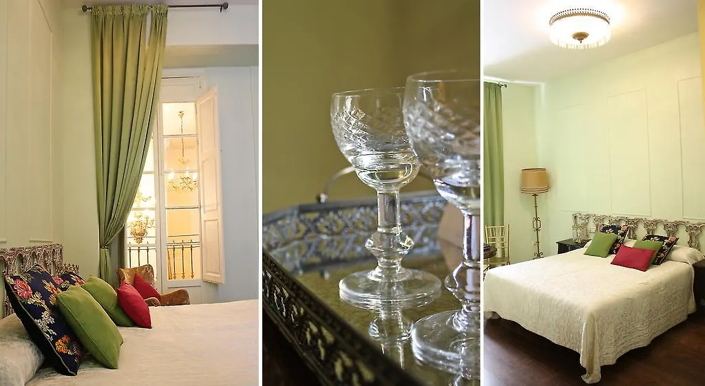 Oda ve Kahvaltı La Casa Azul B&B + Apartments Málaga