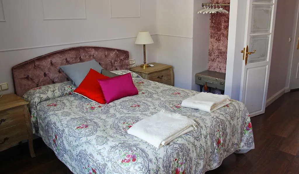 La Casa Azul B&B + Apartments Málaga İspanya