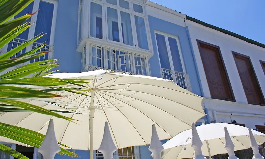 La Casa Azul B&B + Apartments Málaga 2*,  İspanya